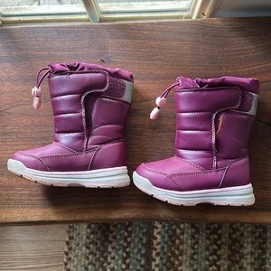 Lands End toddler snow boots size 8m